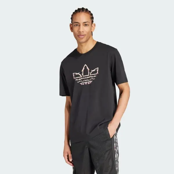ADIDAS ORIGINALS T-SHIRT PRIDE CON LOGO SU PETTO UOMO IZ4896