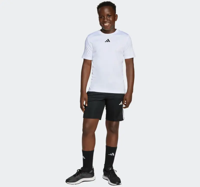 ADIDAS TUTA CON T-SHIRT GIROCOLLO EE LOGO JW4973