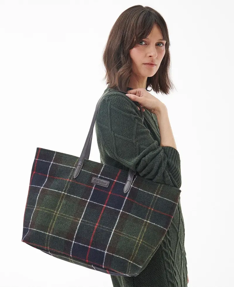 BARBOUR WITFORD TARTAN TOTE LBA0304 TN11