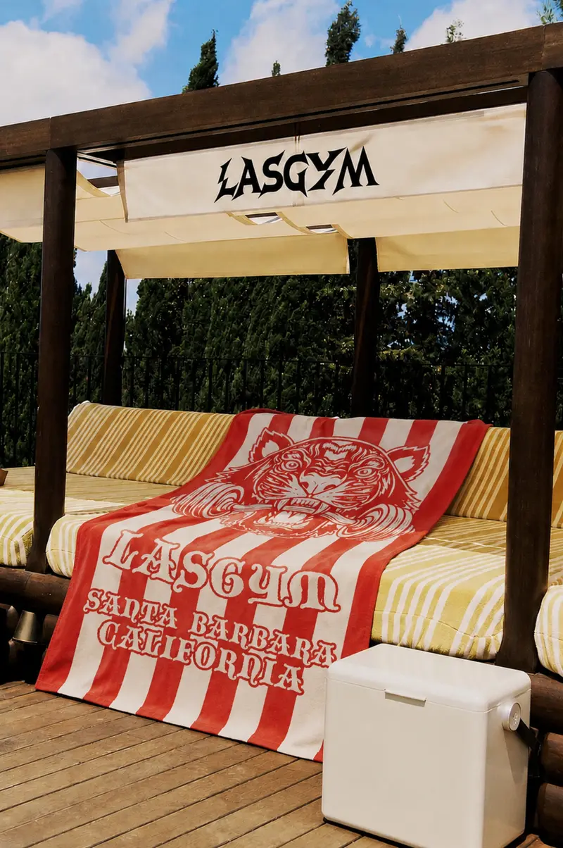BEACH TOWEL