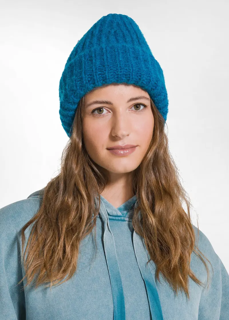 BERRETTO IN ALPACA CON RISVOLTO VERDE