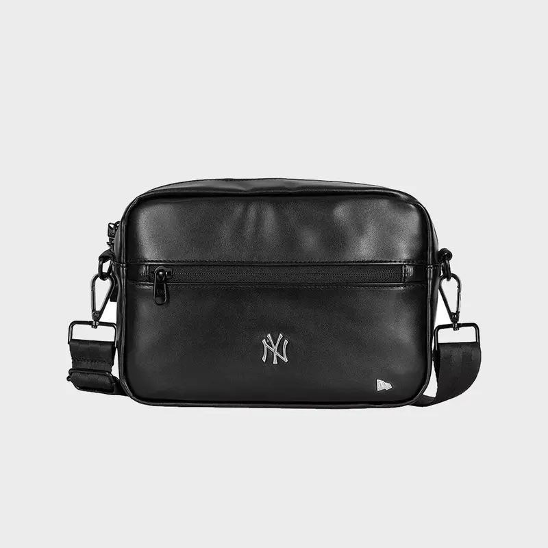 BORSELLO UOMO NEW ERA CAMERA BAG NEW YORK YANKEES NERO