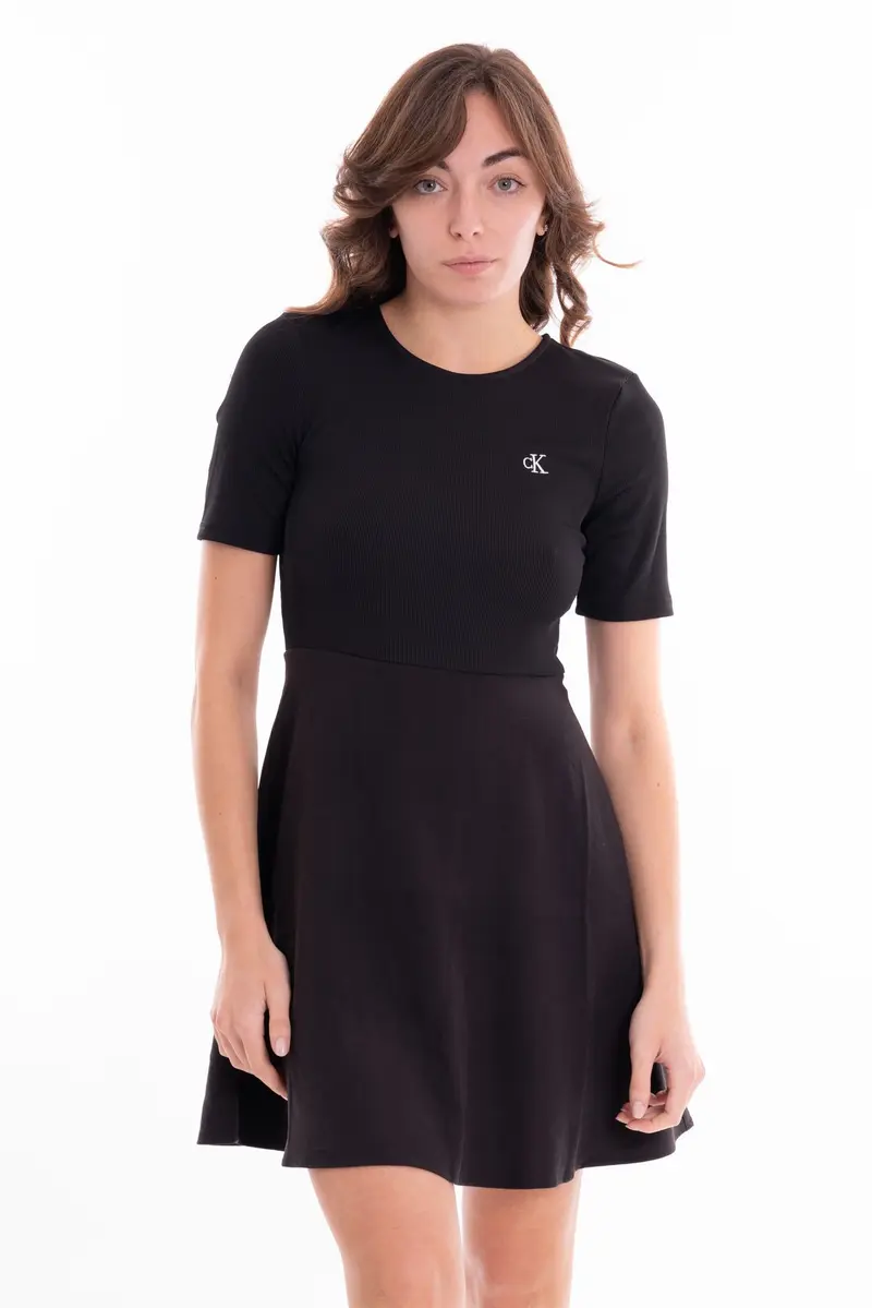 CALVIN KLEIN JEANS W SHORT SLEEVE LOGO ELASTIC DRESS J221908