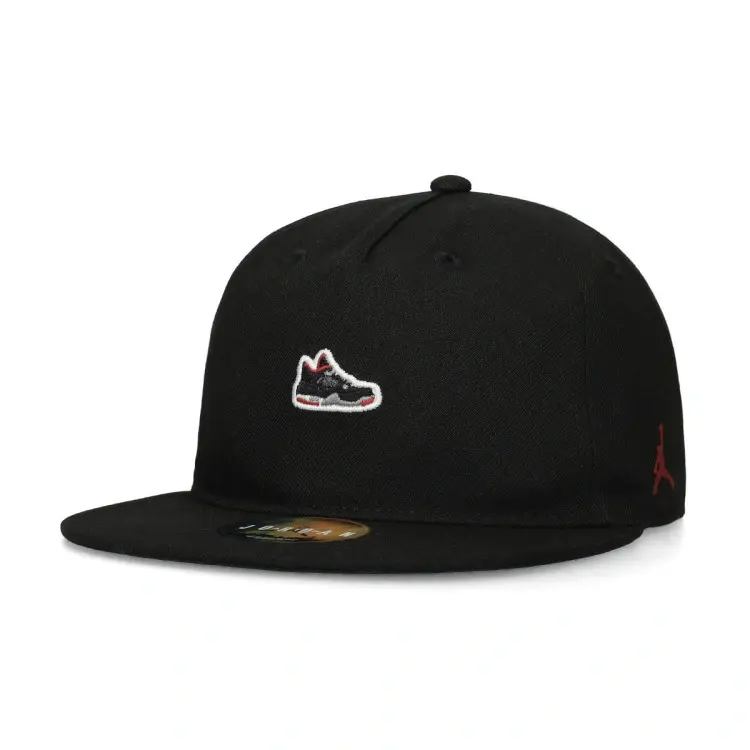 CAPPELLO JORDAN AIR JORDAN 4 RM JUNIOR NERO E ROSSO 9A9244