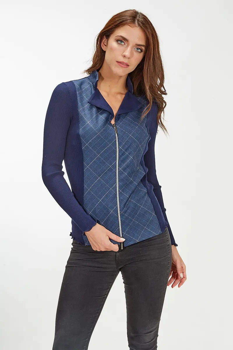 Cardigan 70% Wool , 30% Silk 5812
