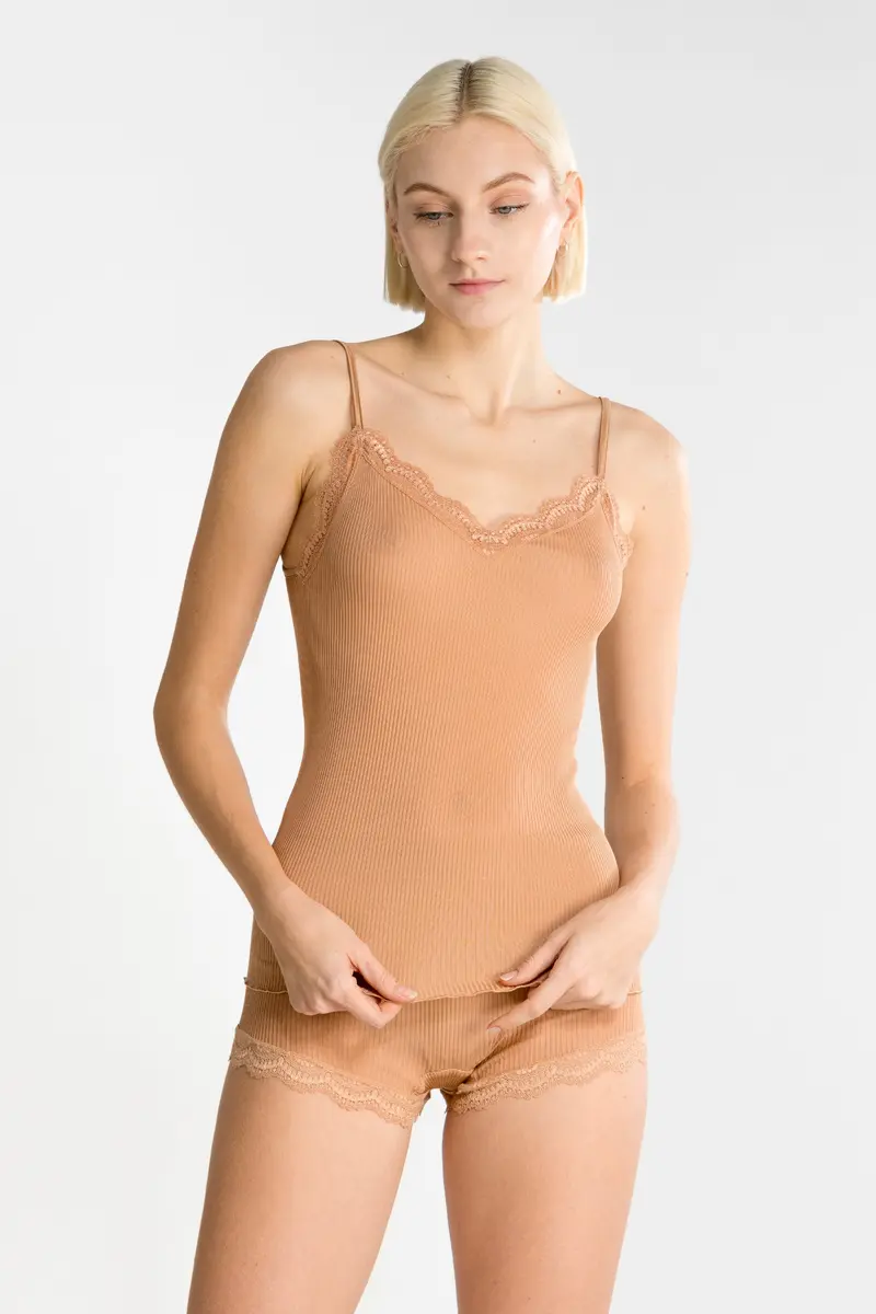 Dentelle de Calais®” Spaghetti Top V-neck in pure silk 9474