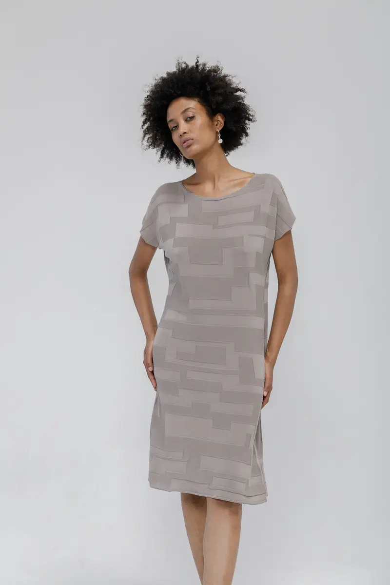 Dress Woman70% Viscose , 30% Cotton 6802