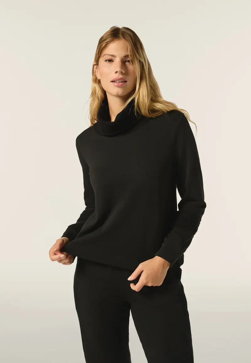 Felpa con cappuccio e tasca a marsupio in tricot a trecce