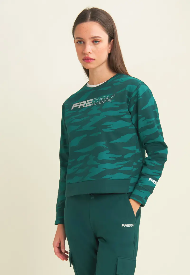 Felpa cropped con logo perlato e fantasia camouflage