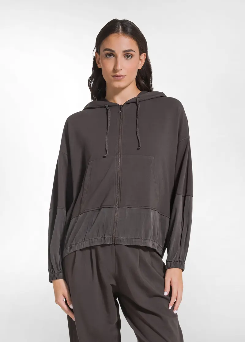 FELPA ZIP E CAPPUCCIO COTONE MODAL E RASO MARRONE