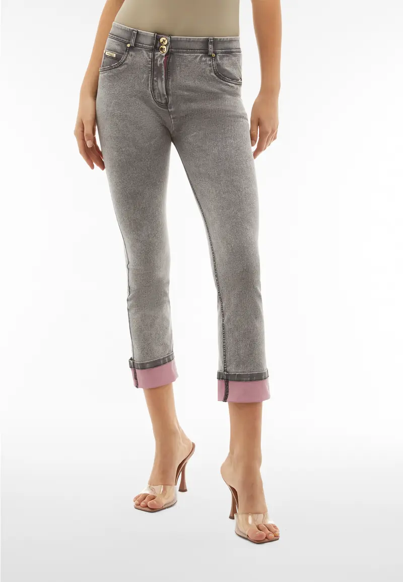 Jeans push up WR.UP® straight risvolto sul fondo a contrasto