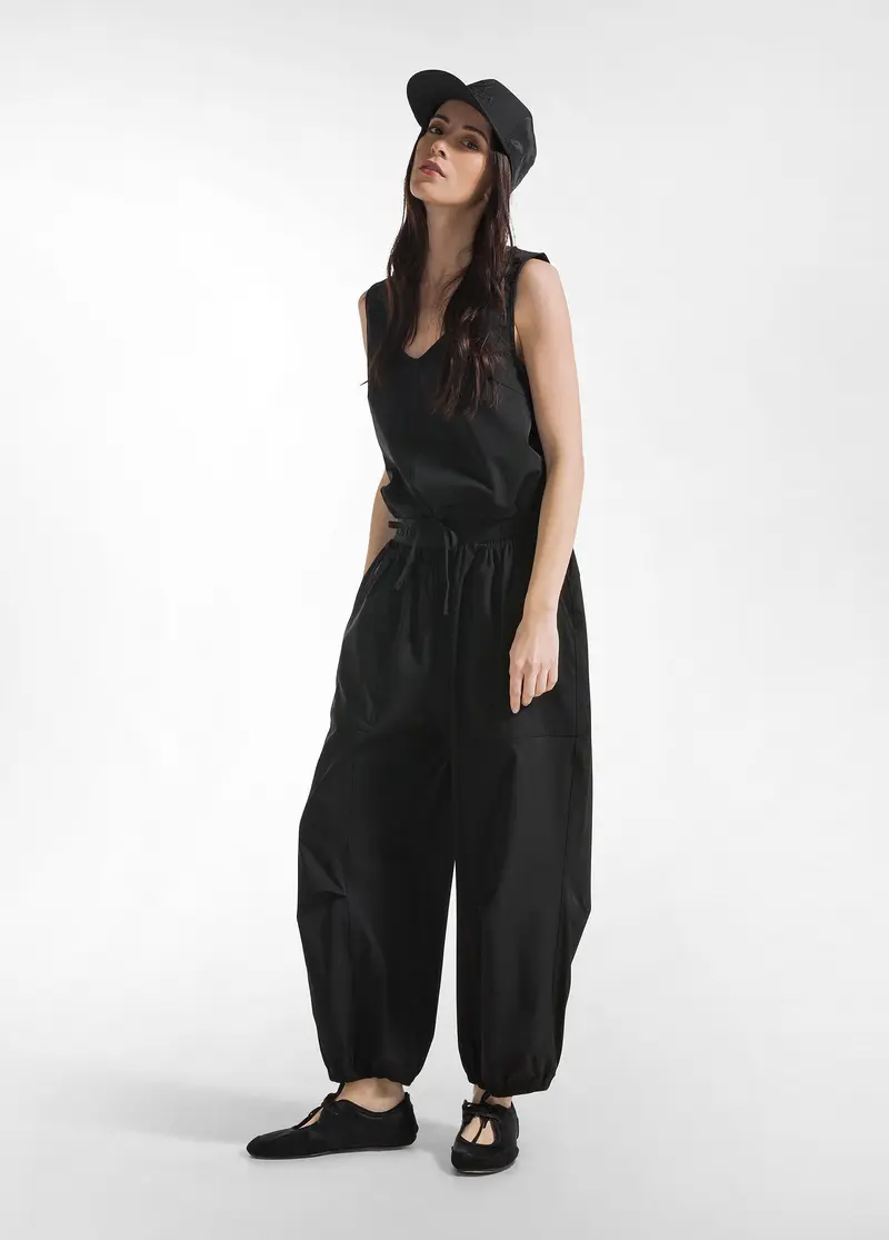 JOGGER IN NYLON NERO
