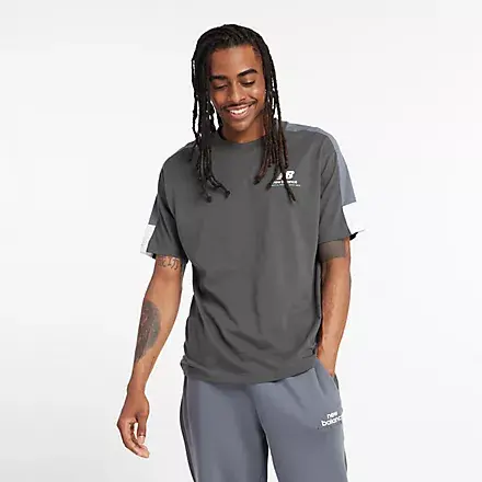 NEW BALANCE T-SHIRT CLASSIC CON GRAFICA MT43526GT
