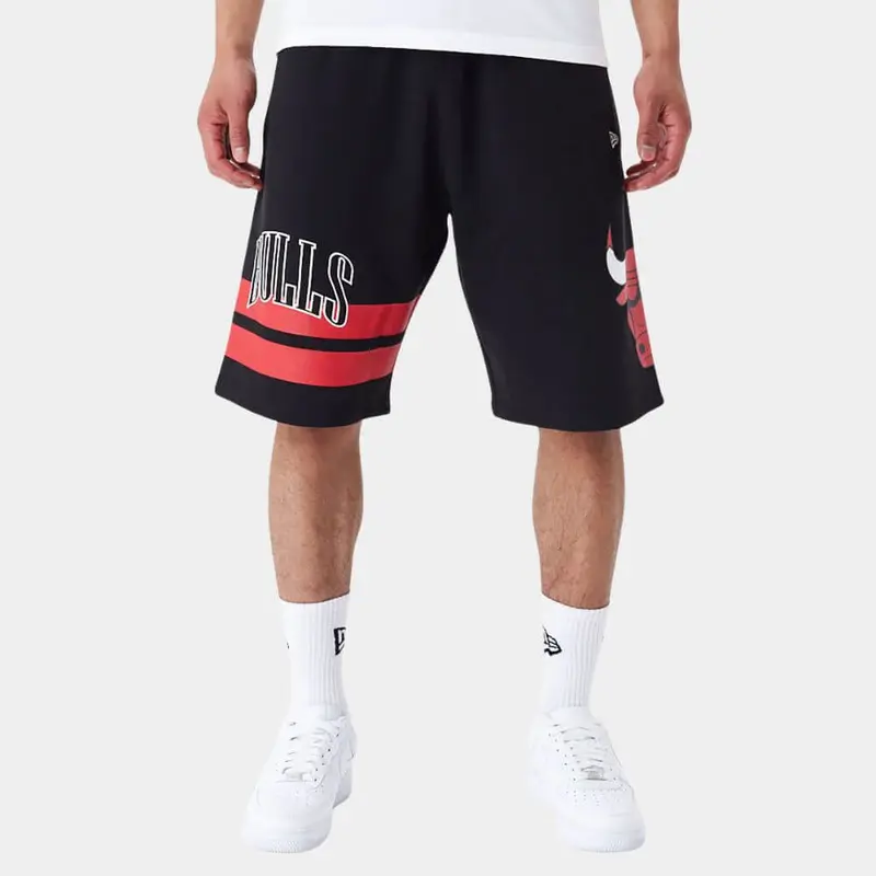 NEW ERA BERMUDA IN FELPA NBA ARCH GRAPHIC CHICAGO BULLS UOMO 60435424 001