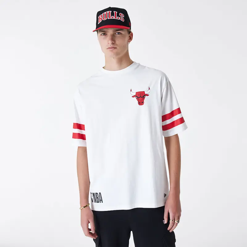 NEW ERA T-SHIRT NBA ARCH GRAPHIC CHICAGO BULLS UOMO 60435444 100