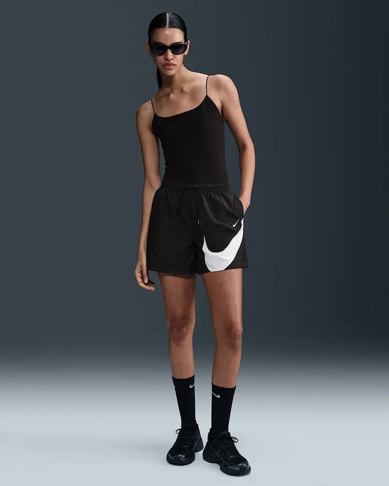 NIKE BERMUDA IN COTONE CON LOGO SU GAMBA DONNA HM8979 010