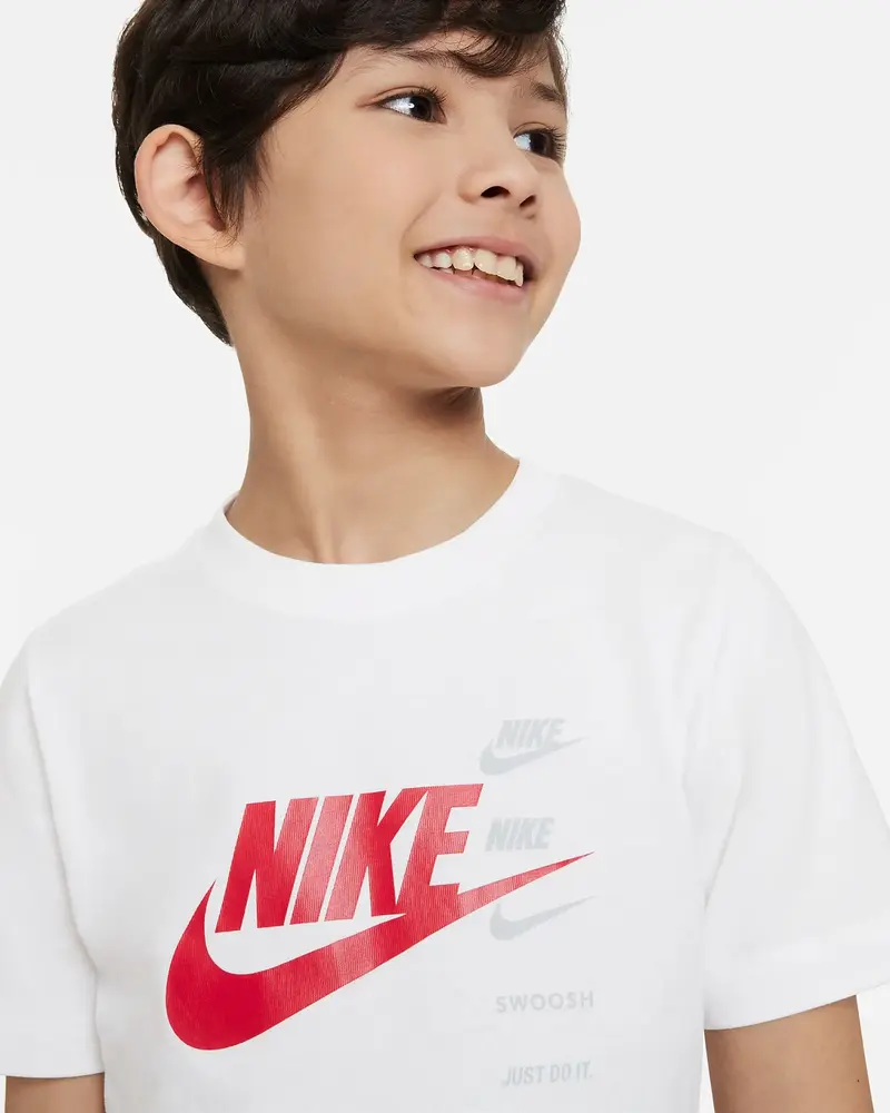 NIKE NSW SHORT SLEEVES T-SHIRT JR FN7713 100