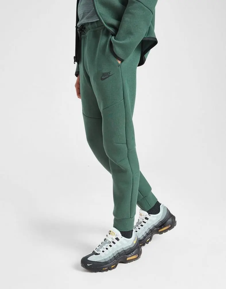 NIKE PANTALONE TECH CON LOGO JR HV5869 338