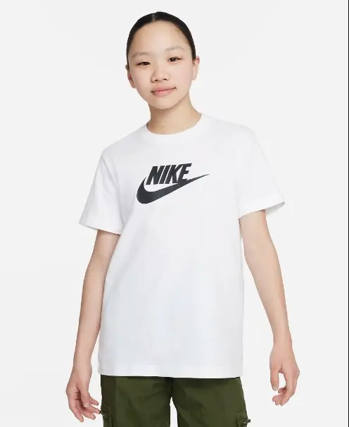 NIKE T-SHIRT SPORTSWEAR CLUB JR FD0928 100