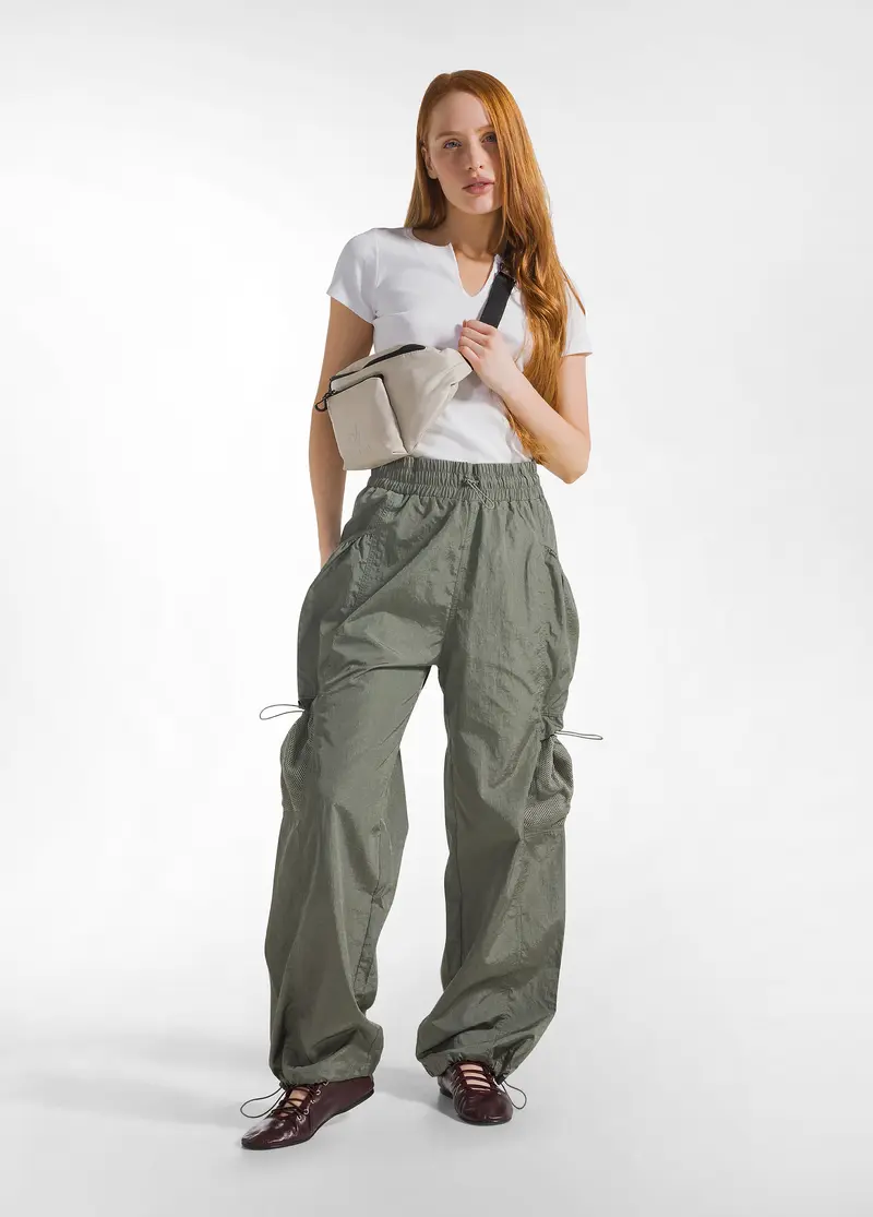 PANTALONE BALLOON IN NYLON VERDE