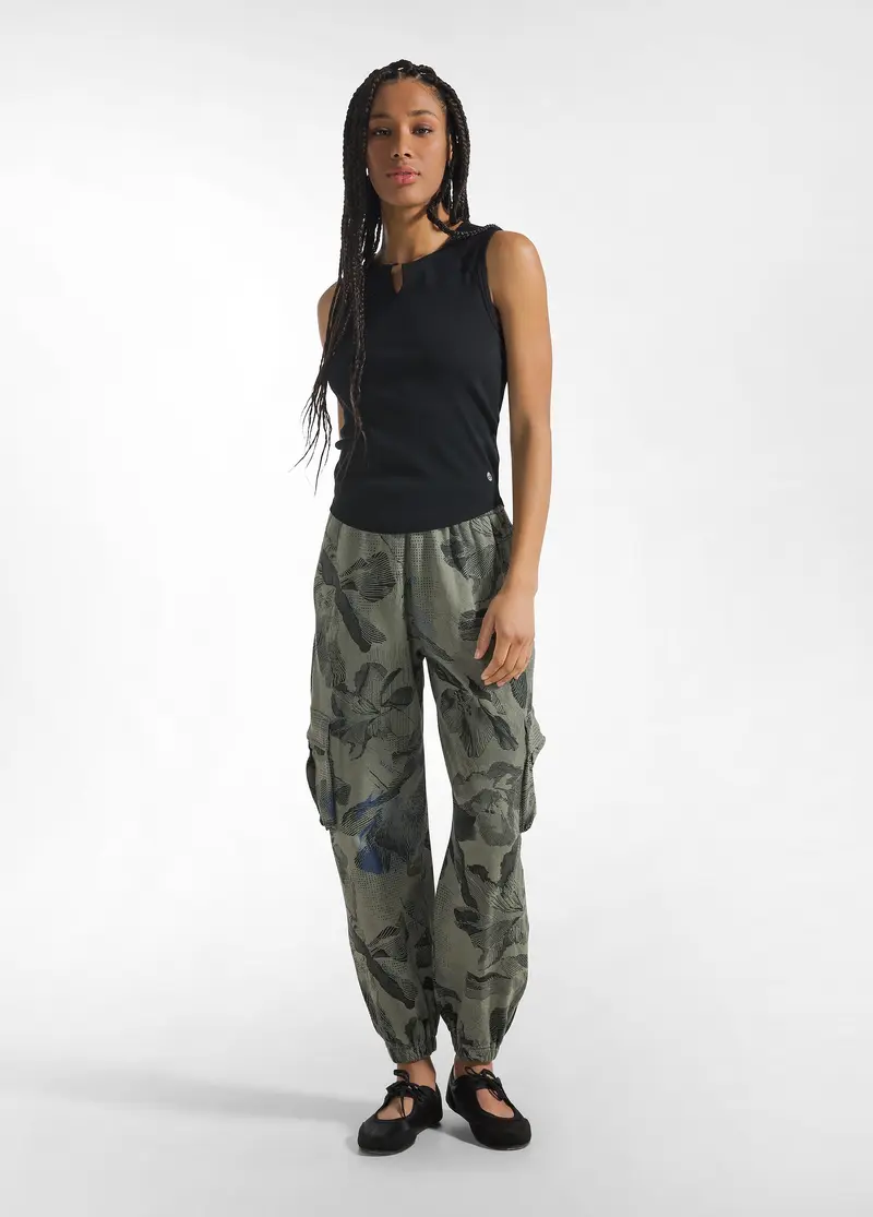 PANTALONE CARGO IN FELPA ALLOVER VERDE