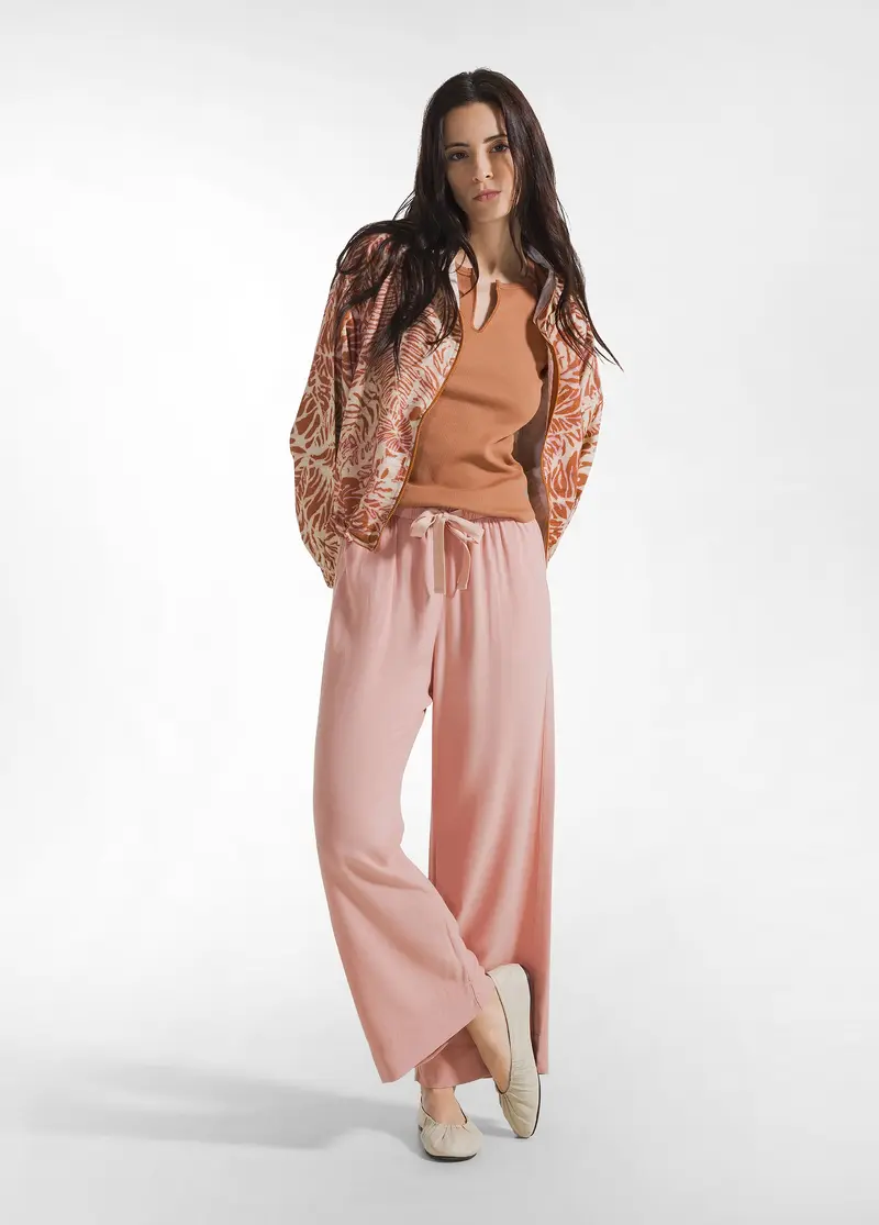 PANTALONE CROPPED IN VISCOSA CREPE ROSA