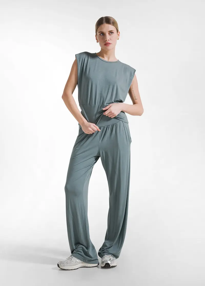 PANTALONE DRITTO IN VISCOSA STRETCH VERDE