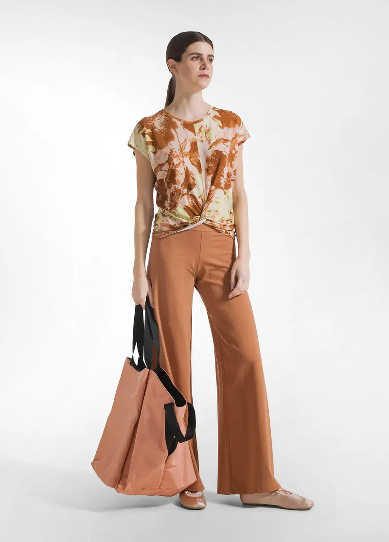 PANTALONE GAMBA LARGA IN JERSEY MARRONE