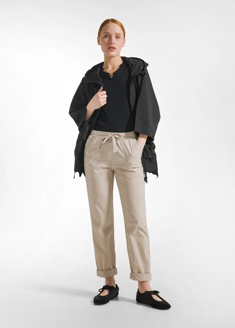 PANTALONE IN POPELINE CON COULISSE BEIGE