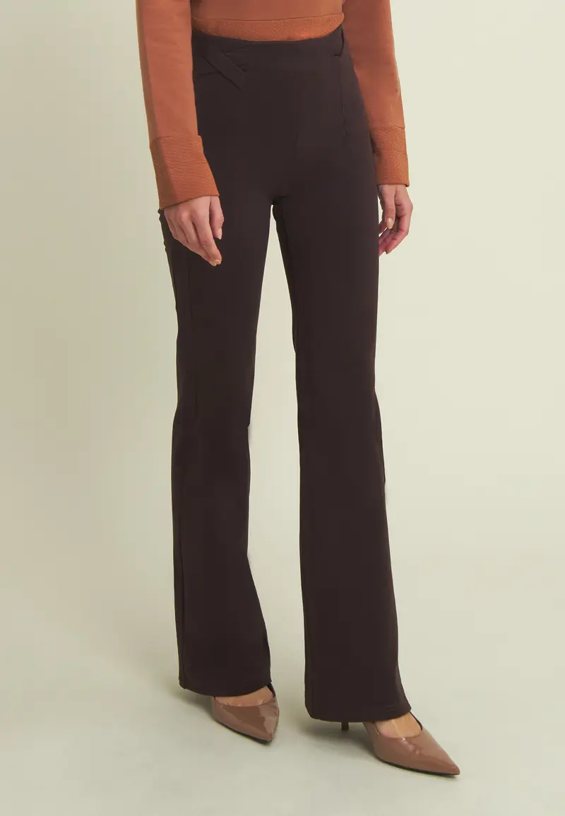 Pantaloni flare vita alta bande incrociate