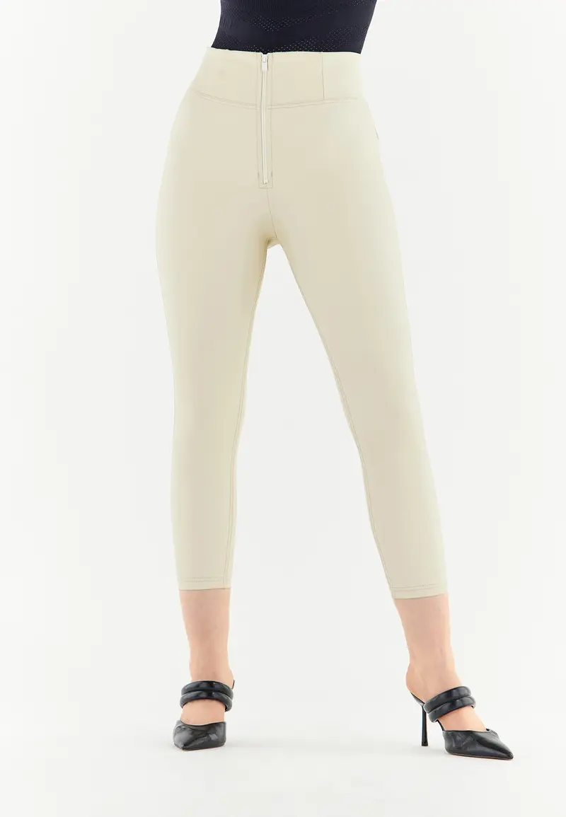 Pantaloni push up WR.UP® curvy 7/8 superskinny similpelle