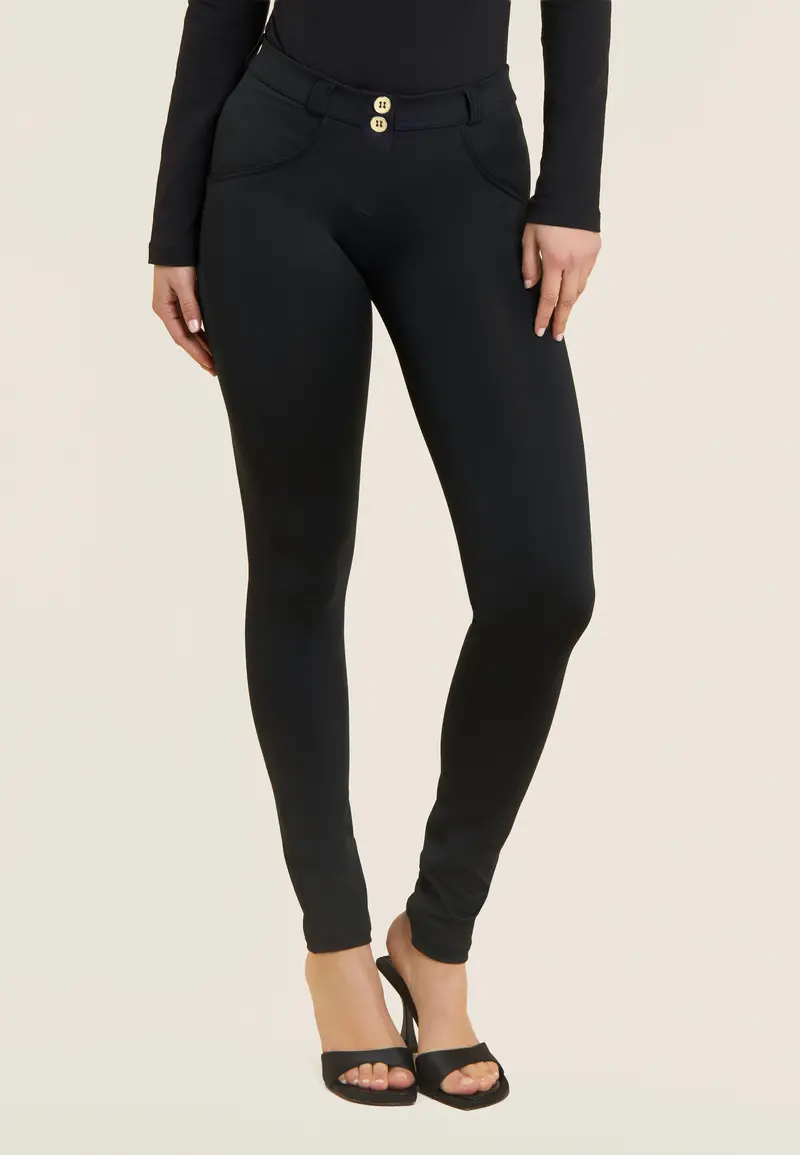 Pantaloni push up WR.UP® in tessuto traspirante sostenibile