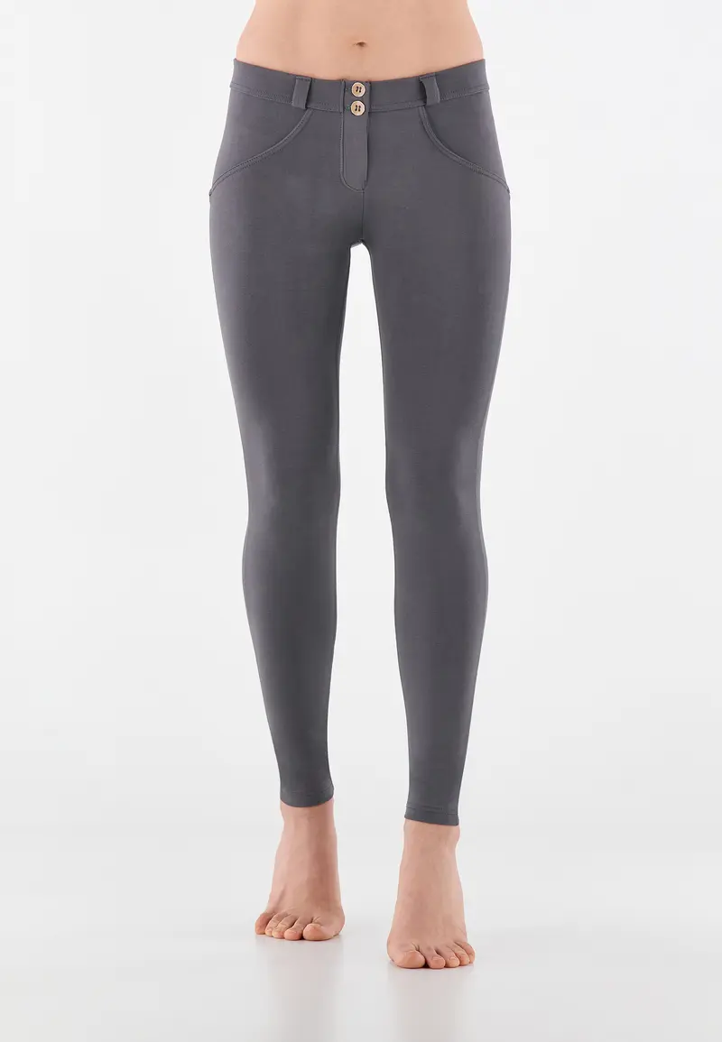 Pantaloni push up WR.UP® skinny cotone organico vita regular