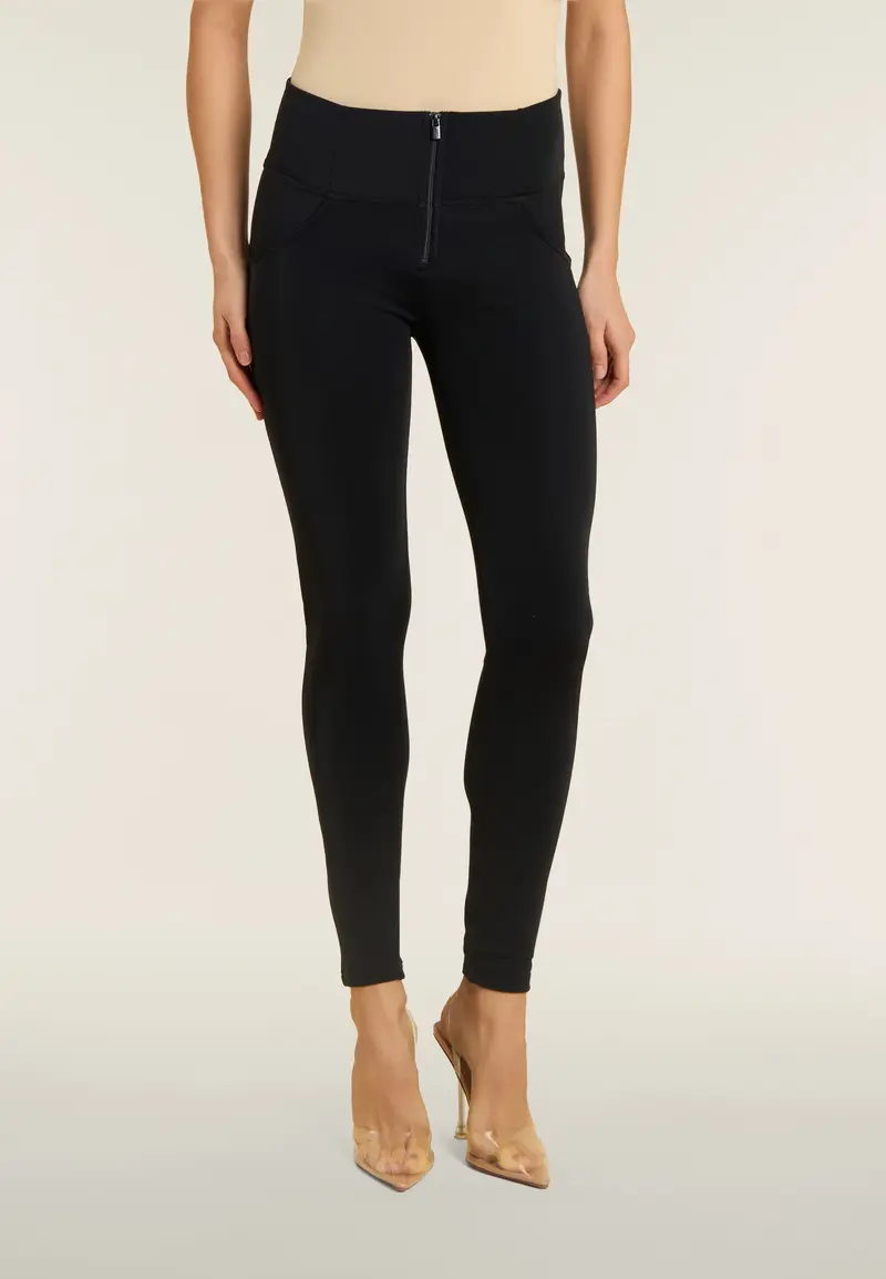 Pantaloni push up WR.UP® superskinny garzati vita alta