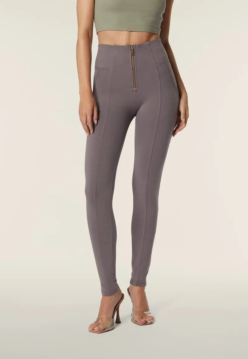 Pantaloni WR.UP® vita alta con zip e cuciture centrali