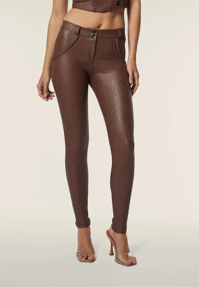 Pantaloni WR.UP® vita regular similpelle stampa leopardata