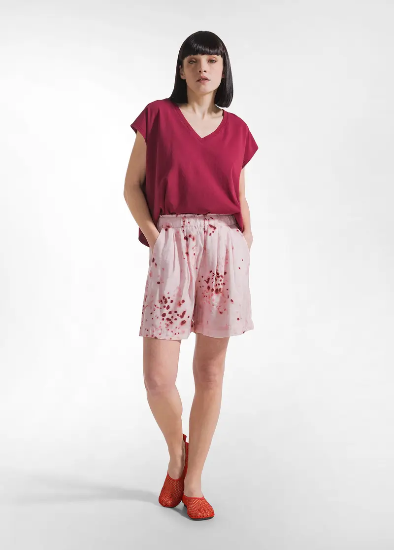 SHORTS IN VISCOSA EFFETTO STROPICCIATO ROSA