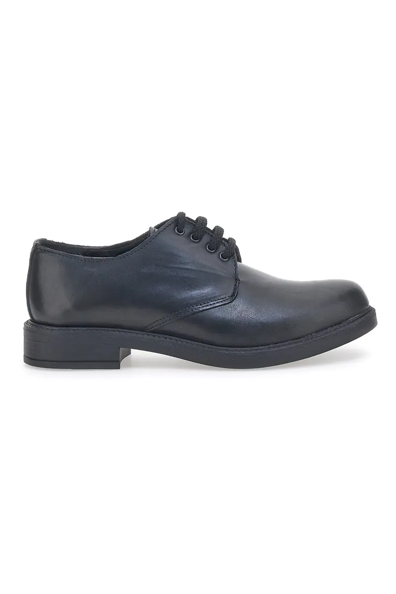 Stringate in Vera Pelle Pittarello Class 076 Nere