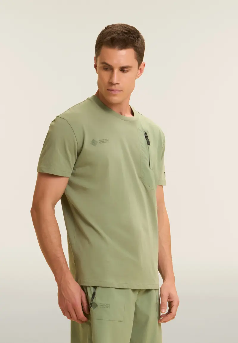 T-shirt Comfort con Taschino e Inserti Rip-Stop