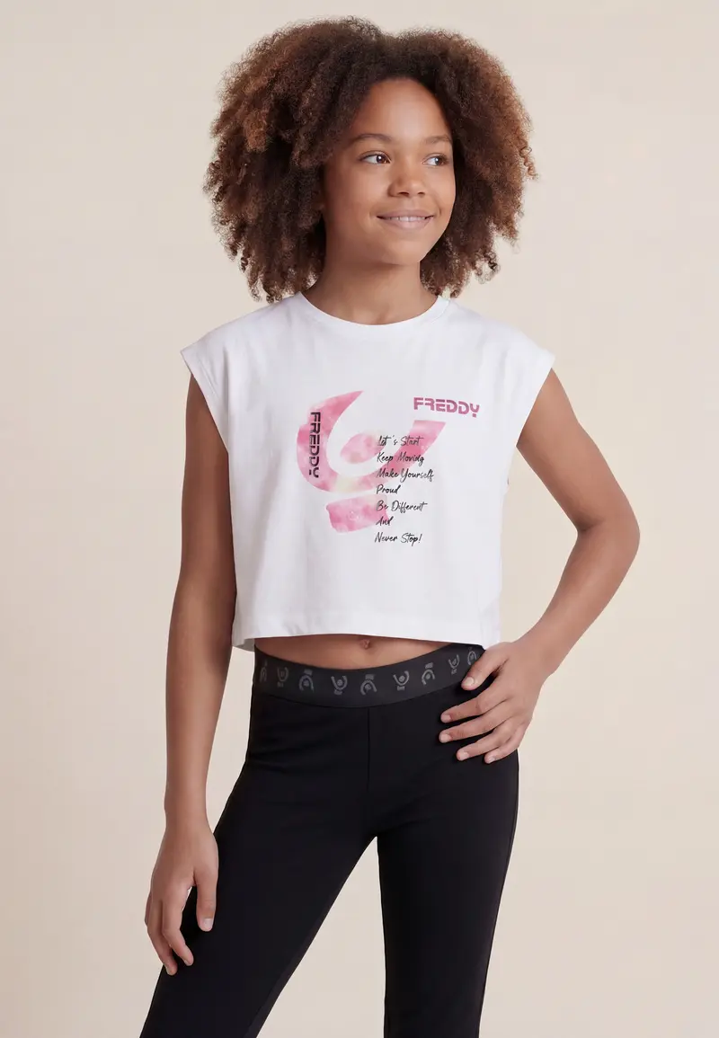 T-shirt cropped senza maniche con maxi logo degradé
