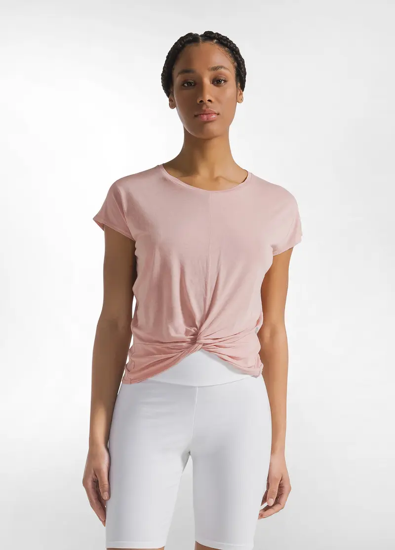 T-SHIRT IN VISCOSA CON NODO ROSA