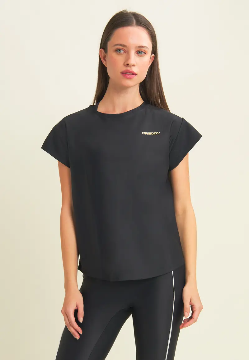 T-shirt tecnica con maniche ad aletta e profili a contrasto