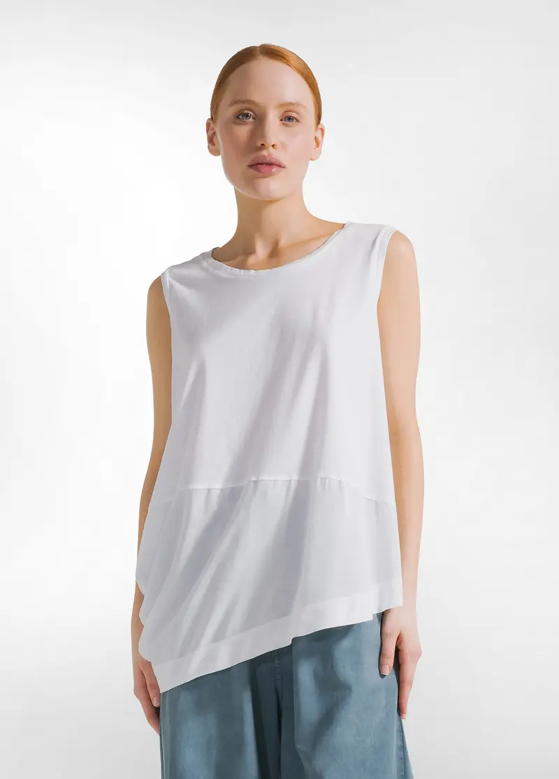 TOP ASIMMETRICO CON INSERTI IN MUSSOLA BIANCO