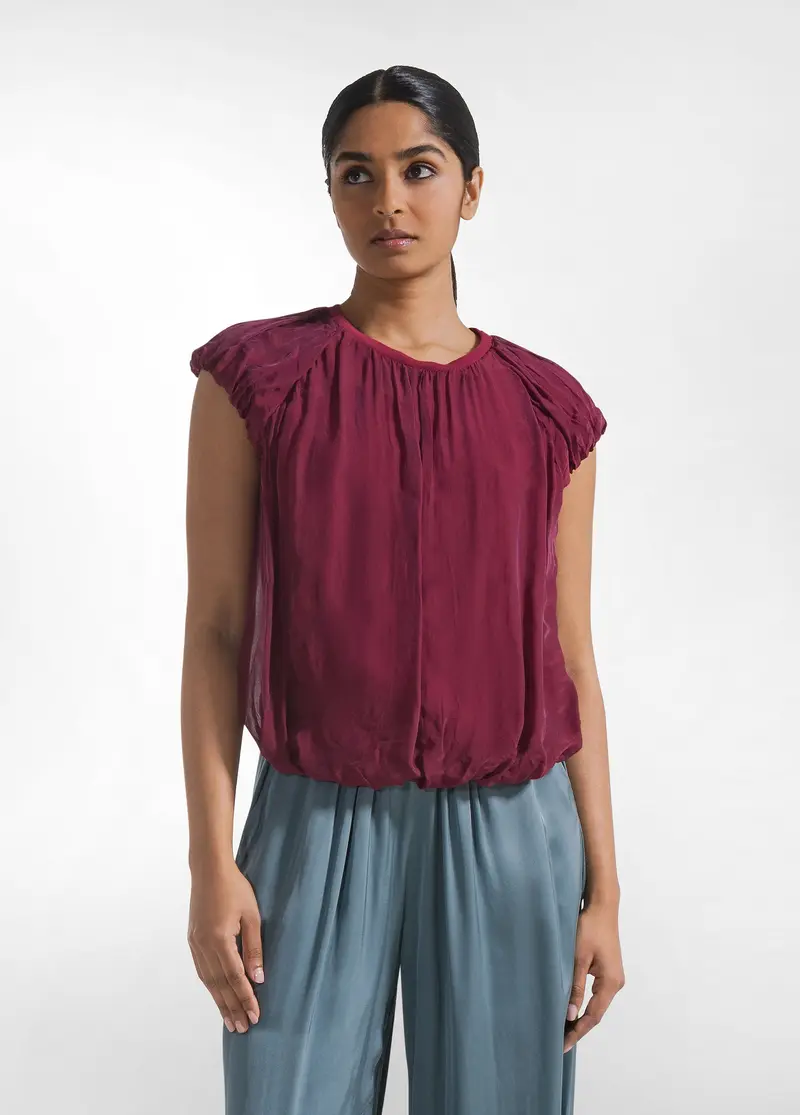 TOP IN COTONE LEGGERO CON STRATI IN SETA ROSSO