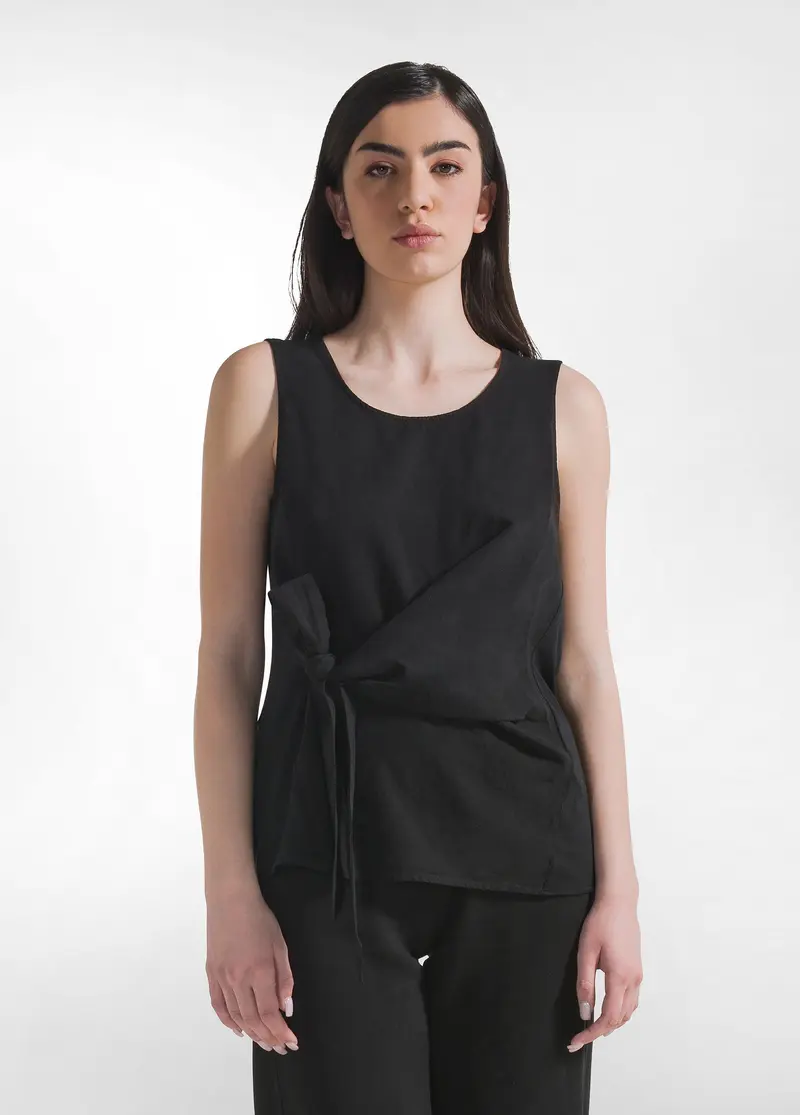 TOP IN LINO E COTONE CON CINTURA NERO