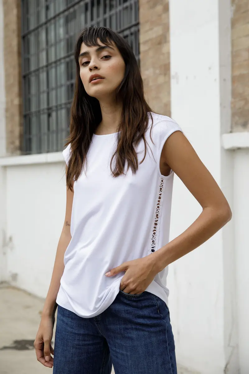 Top Woman  Modal 1402